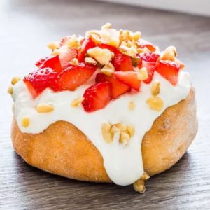 Cinnamon roll strawberry